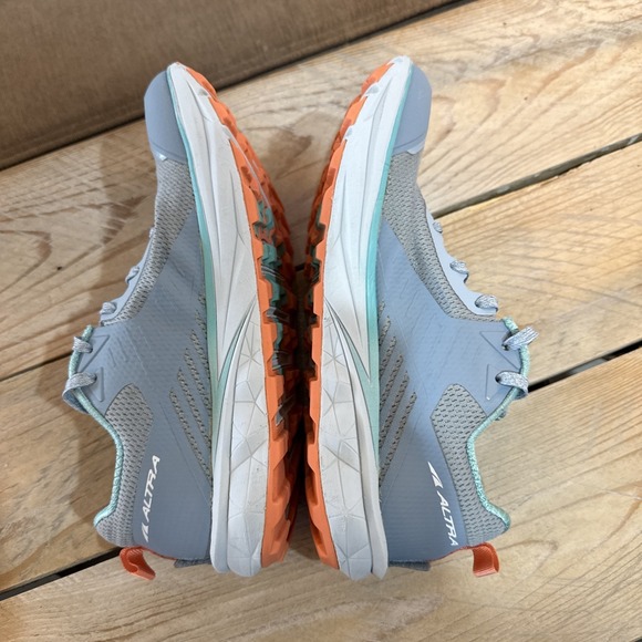 Altra Timp 3 Womens 8 Light Blue Coral Trail Running Shoes AL0A4VRB007 - Picture 6 of 8